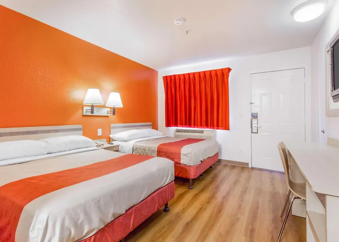 6-phoenix, Az - West 3*
