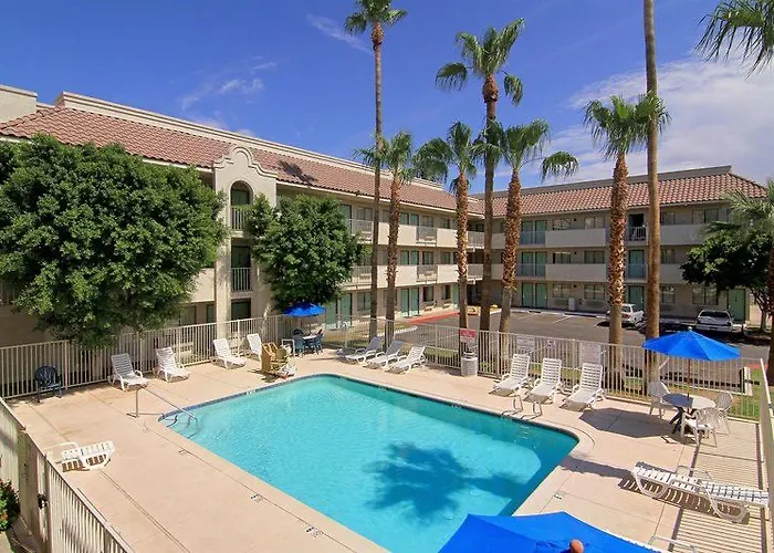 6-phoenix, Az - West 3* Phoenix