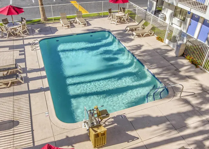 6-phoenix, Az - West 3*