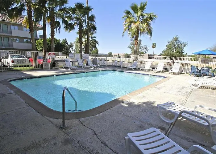 6-phoenix, Az - West Hotel 3*
